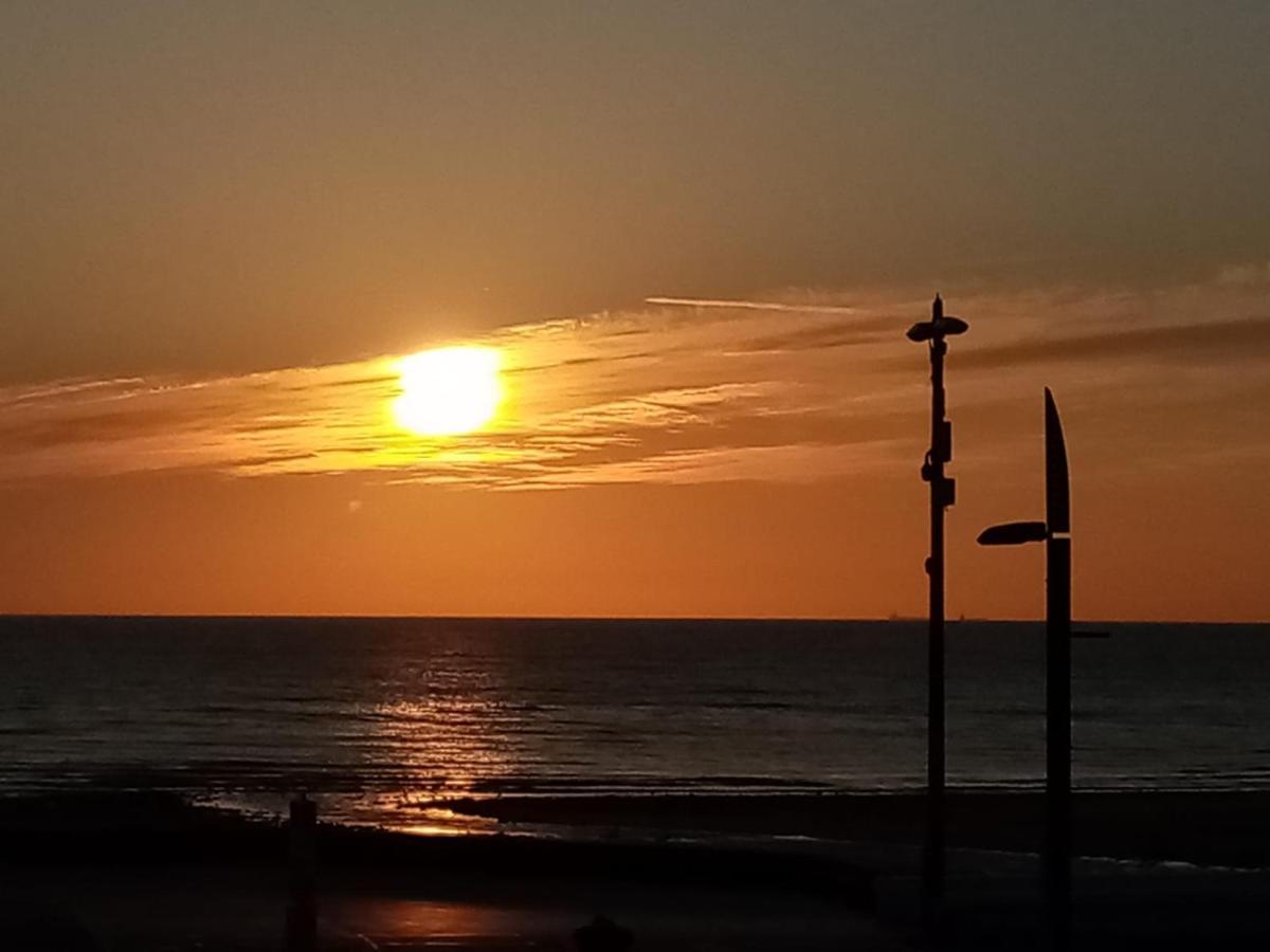 Appartement Wimereux "Les Pieds Dans L'Eau", Parking, Wifi Bagian luar foto